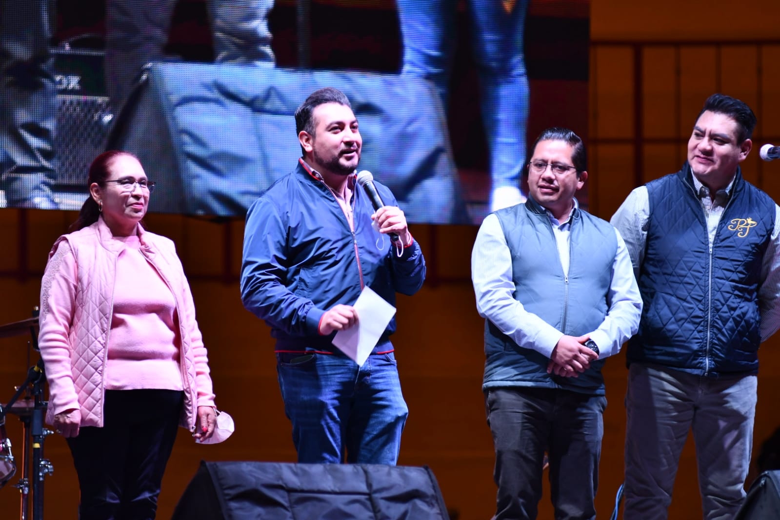 Más de 7 mil menores festejan el día de reyes en Huamantla